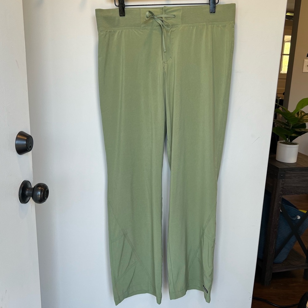 Athleta Women's Green Drawstring Wide Leg Lounge Pants - size L
